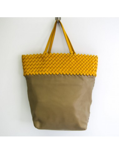 Bottega Veneta Intrecciato Two-tone Color Unisex Intrecciato HandbagTote Bag BeigeYellow 50% de réduction en Octobre 2024